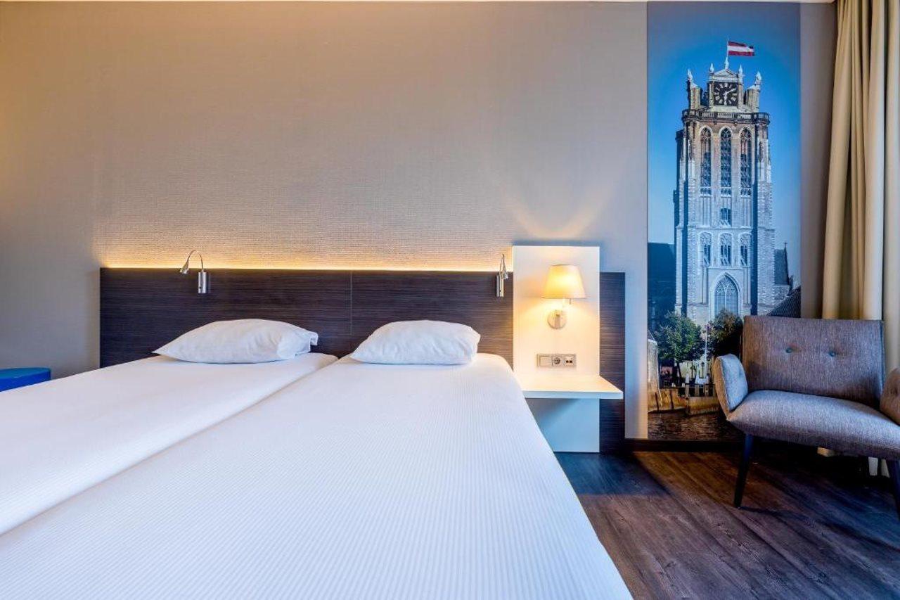 Postillion Hotel דורדרכט מראה חיצוני תמונה
