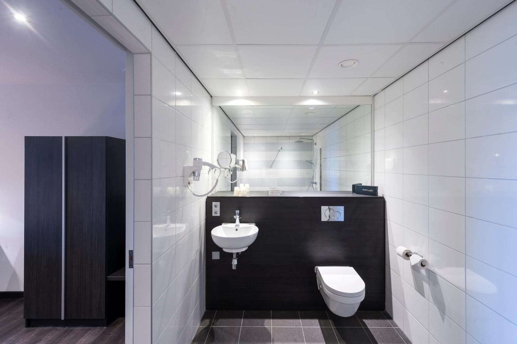 Postillion Hotel דורדרכט מראה חיצוני תמונה