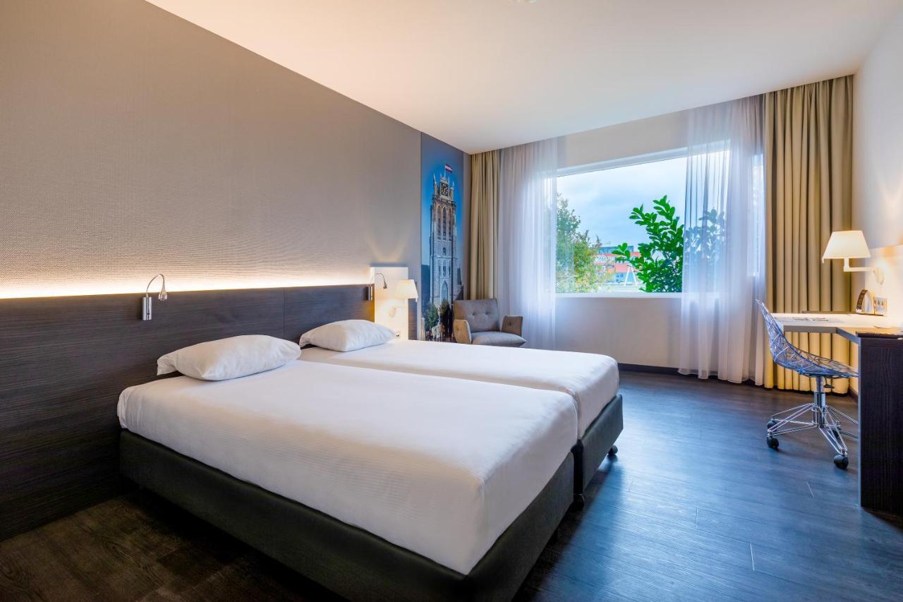 Postillion Hotel דורדרכט מראה חיצוני תמונה